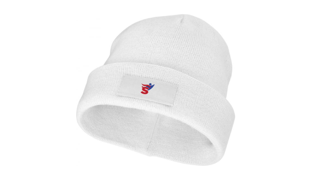 Beanie with patch white