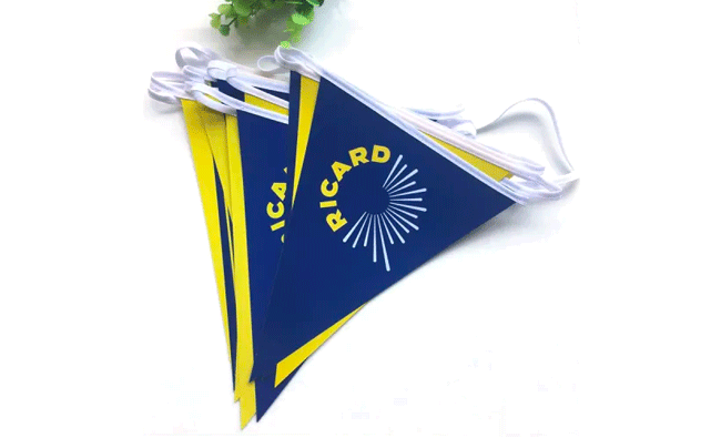 Triangular Polyester Decorations - Visual print